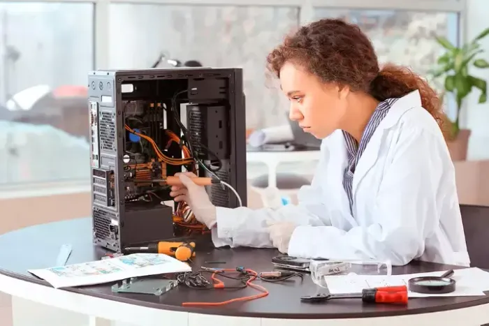 Formatação e Manuntenção de Computador (Loja Fisica no Cohatrac)
