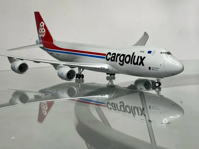 Miniatura Cargolux Boeing 747-400