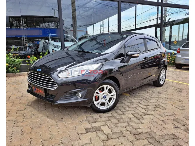 Ford Fiesta 1.5 16V Flex Mec. 5P 2015