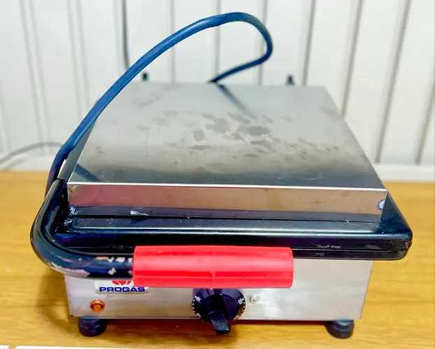 CHAPA PRENSA P/ SANDUÍCHE R$:449,99