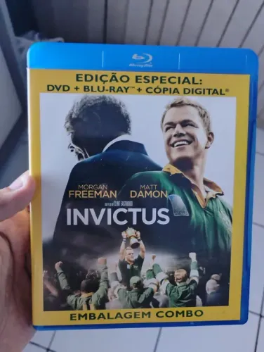 Invictus - Edição Especial Blu-Ray (aceito olxpay)