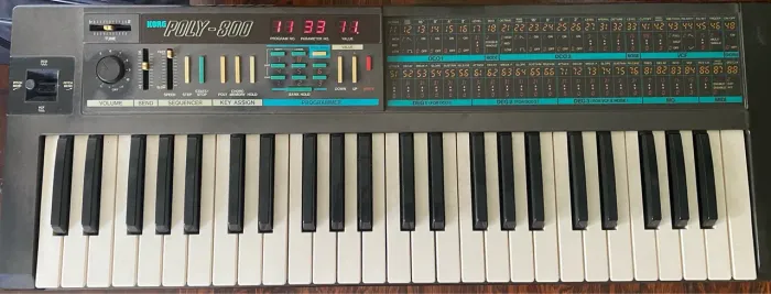 Teclado Korg Poly 800