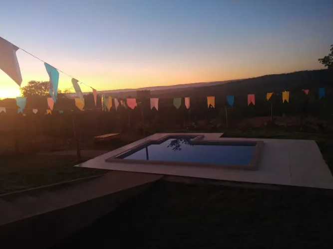 Procuro chácara com piscina até 240.000 Próximo de Montes claros..