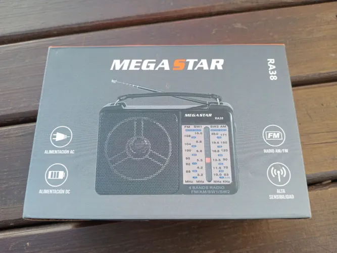 Rádio Portátil MegaStar RA-38 am fm sw 110/220v produto novo