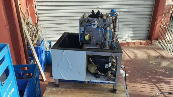 Máquina fabricar gelo