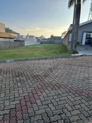 Venda de Terreno / Condomínio na cidade de Araraquara