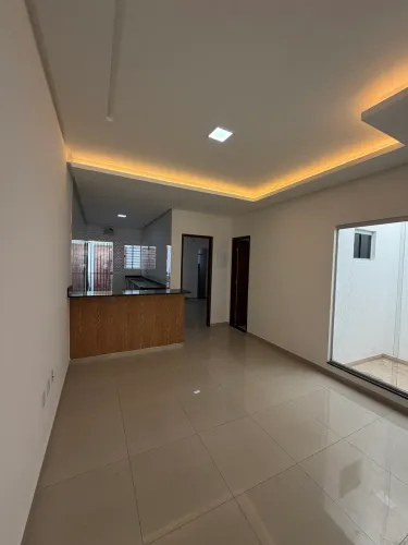 VENDO LINDA CASA NO BAIRRO OURO PRETO! Próximo a tudo, rua pavimentada!