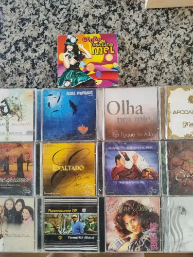 CDs Gospel (R$10,00 cada) Consultar Disponibilidade 