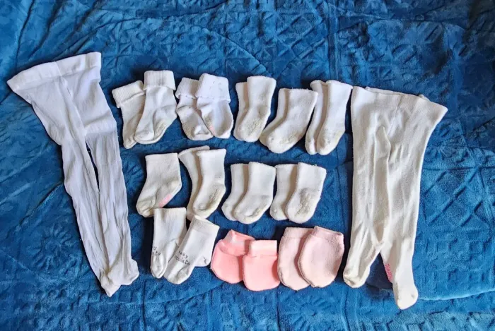 Meias e luvas bebê 