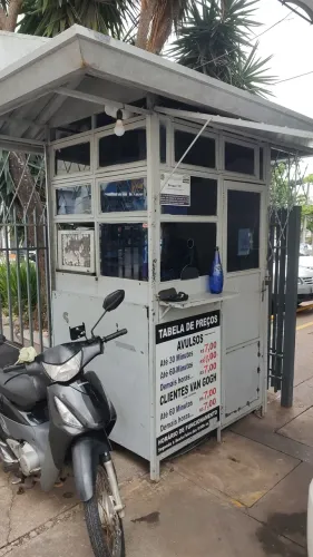 Guarita de estacionamento 