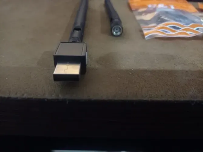 Antena wifi + adpatador displayport/hdmi