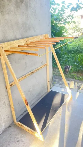 RACKS PARA PRANCHAS DE SURF PERSONALIZADOS