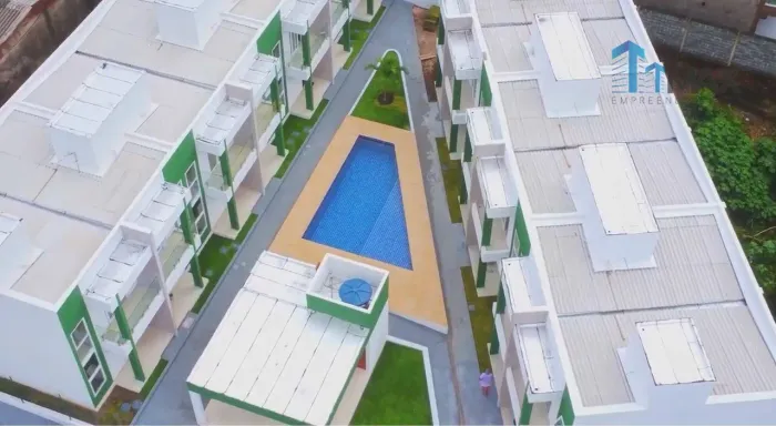 Via verde - Casa em condomínio fechado no Antares - 3 quartos, 90 m²,  porcelanato.