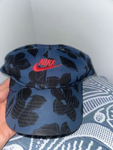BONÉ NIKE FLORAL AZUL