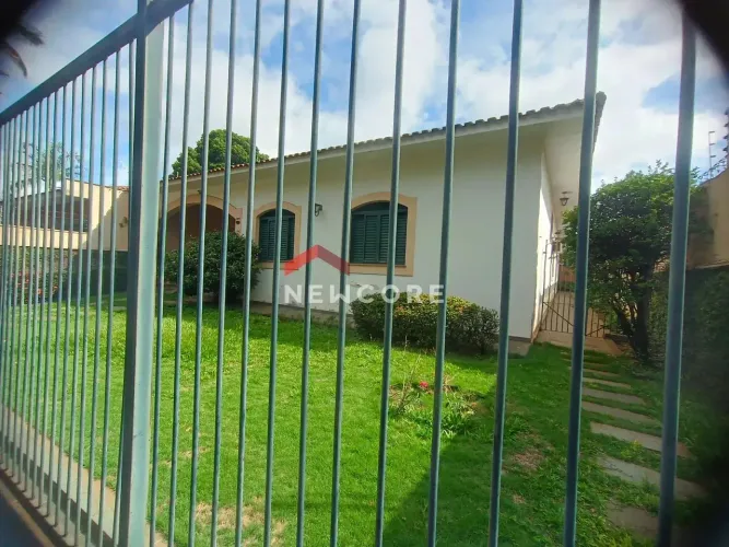 Casa em Alameda Rogério Pinto Ferraz - Jardim Primavera - Araraquara/SP