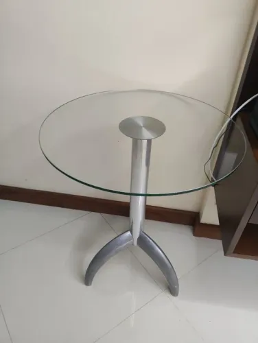 Mesa de centro de vidro redonda