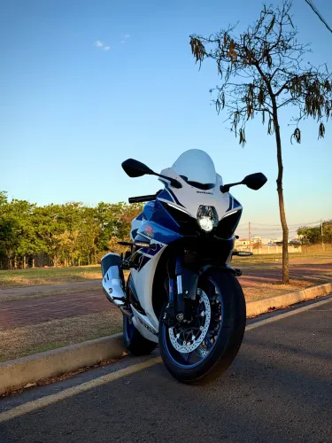 Suzuki GSX-1000R SRAD IMPECÁVEL!
