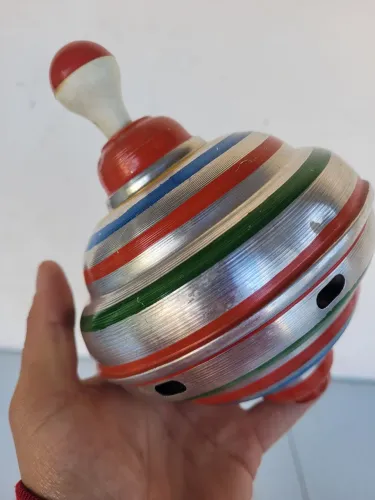 Antigo pião anos 80