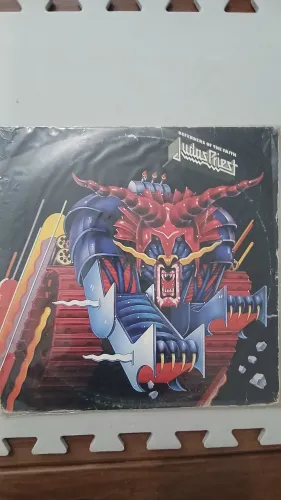 Disco de vinil judas priest defenders of The faith usado