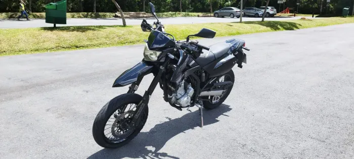 Kawasaki D-tracker 250cc