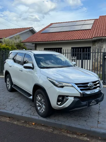 Toyota Hilux SW4 SRX 4X4 2.8 TDI 16V Dies. Aut. 2020