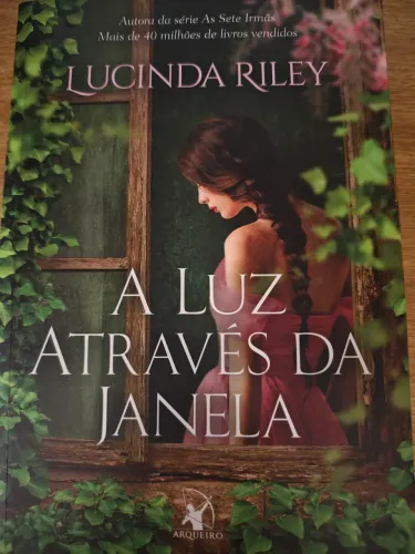 Livro A luz através da janela