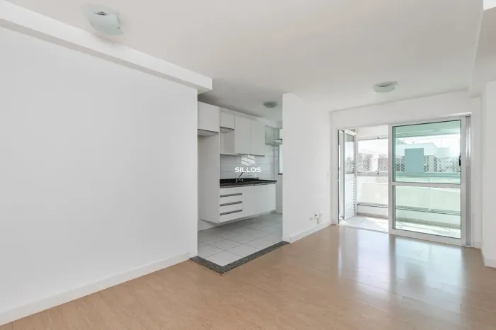 Apartamento à venda com 3 quartos no Boa Vista em Curitiba.
