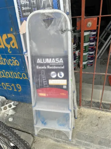 Escada alumínio 3 degraus
