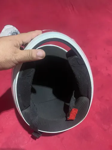 Capacete tamanho 60