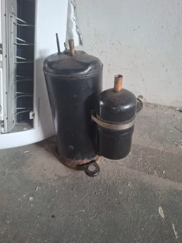 Vendo compressor de 18 mil bths gas R22
