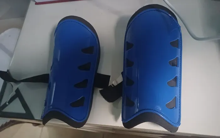 Caneleira de futebol