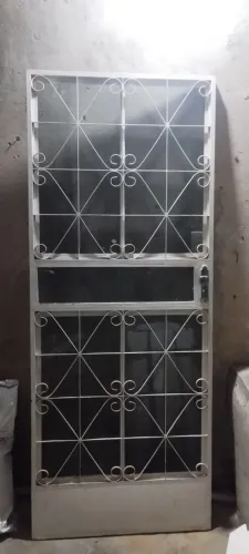 Vendo 2 Portas 180 cada ou 300 as duas.