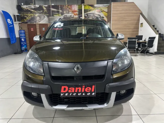 Renault Sandero Stepway Hi-power 1.6 8V 5P 2013