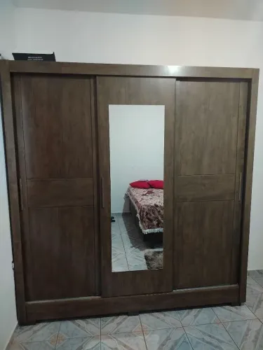 Guarda roupa madesa