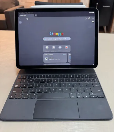iPad Air 11 M2 512GB (com Magic Keyboard e Apple Pencil)