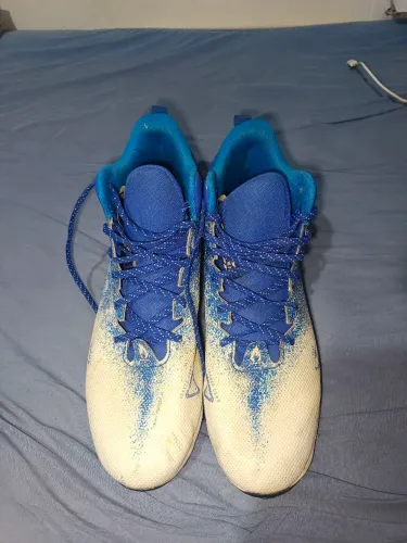Chuteira de futebol americano under armour
