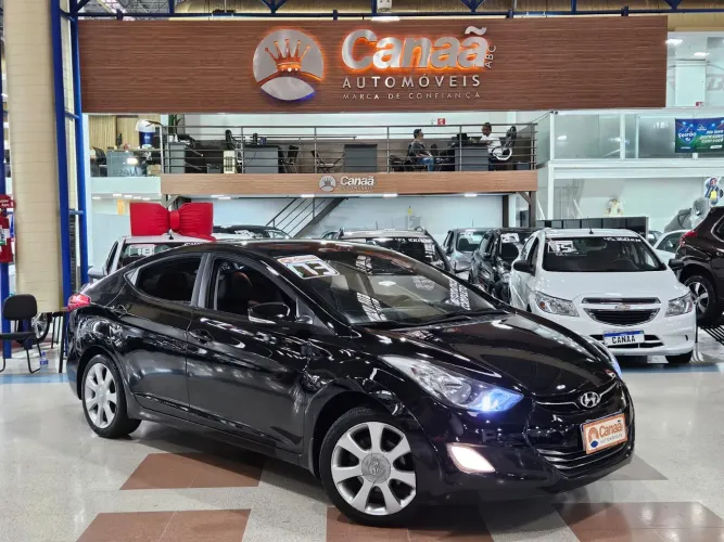 Hyundai Elantra GLS 1.8 16V Aut. 2013