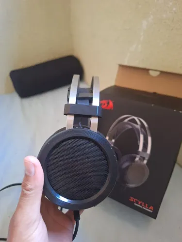 Headset Redragon Scylla H901