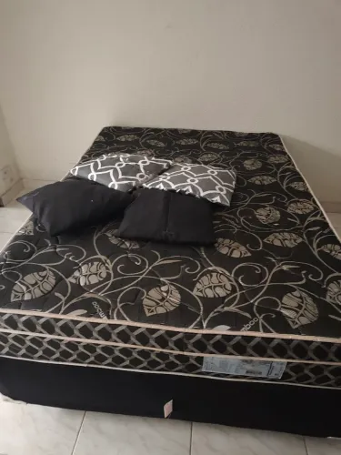 Cama de casal box