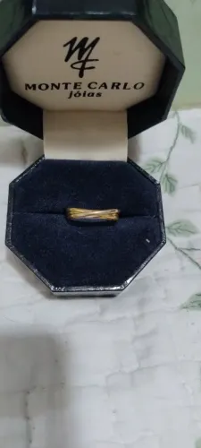 Anel de três laços entrelaçados 18 k