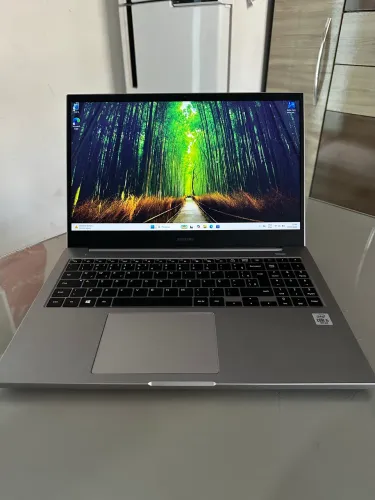 Notebook Samsung Core i5 10ª Geração | 16GB RAM | SSD 256GB