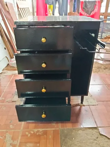Armário gaveteiro 