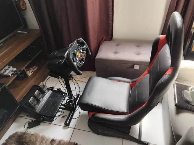 CockPit e volante G29 para Ps5 e PC.