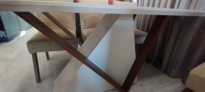 Mesa de jantar laqueada com vidro 1,80x0,90cm somente a mesa