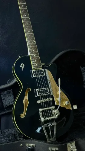 Guitarra Duesenberg Starplayer Tv Preta