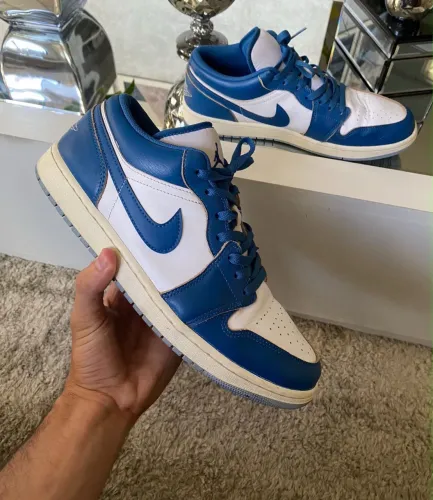 Air Jordan Low