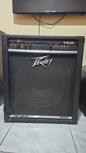 Peavey Tko 115 S (Amplificador/Caixa Baixo)