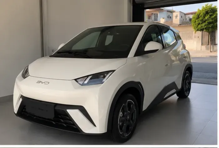 BYD Dolphin Mini (Elétrico) 2026