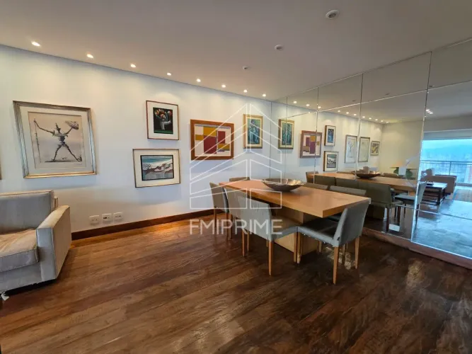 APARTAMENTO 206mts , MOBILIADO DISPONIVEL PARA LOCAÇÃO, VARANDA INTEGRADA, ANDAR ALTO, E 3