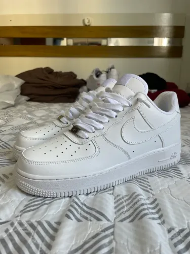 Nike Air Force 1 Triple White